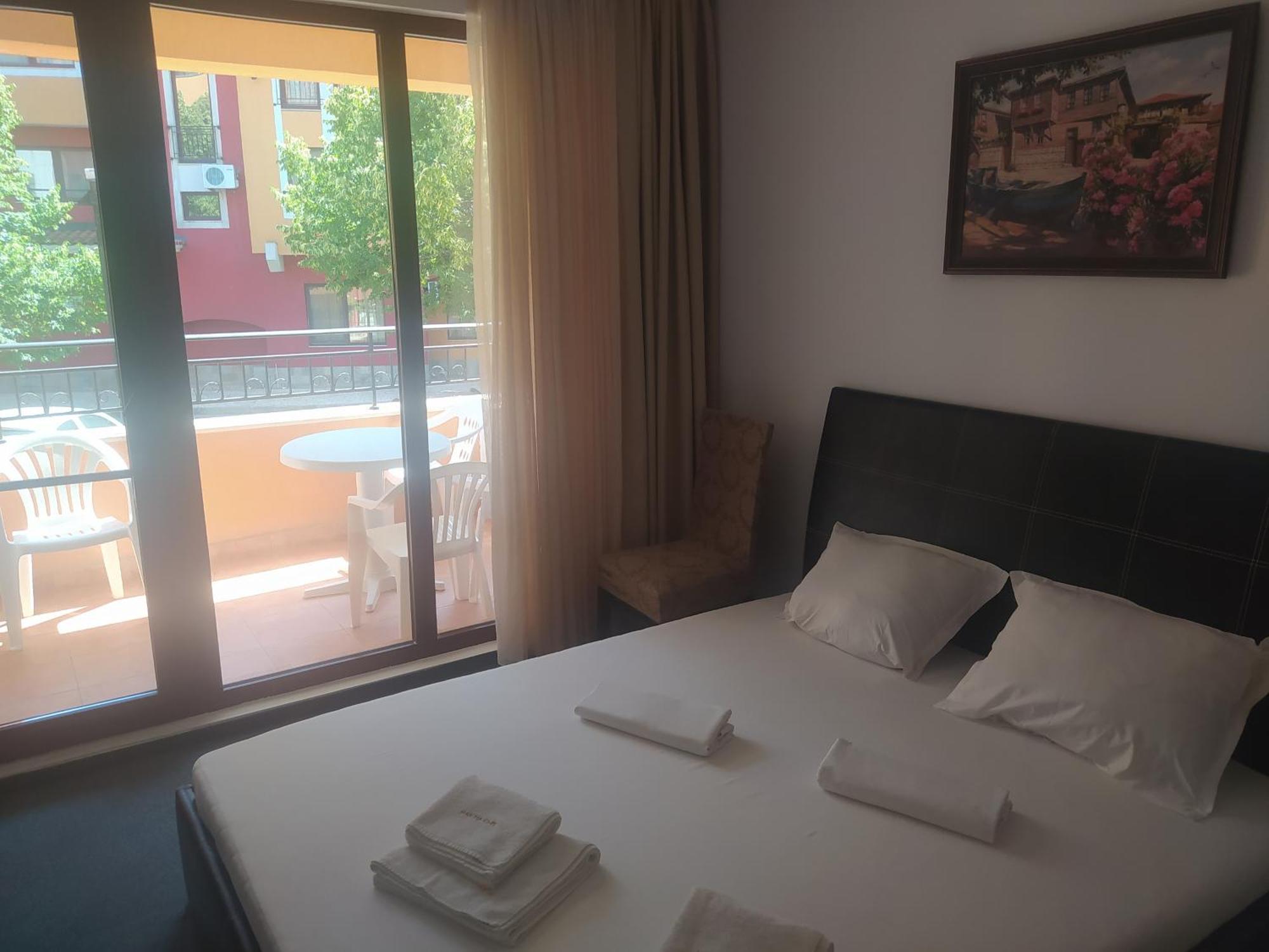Visit Sunny Beach Marina Apartments Ravda Oda fotoğraf