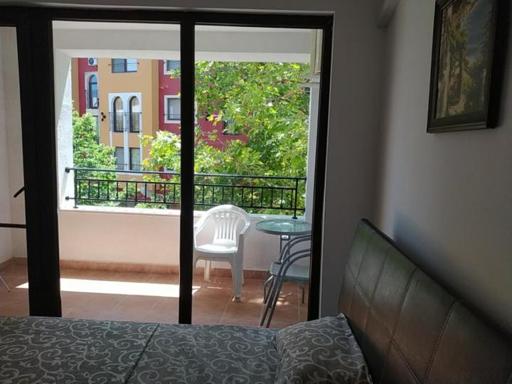 Visit Sunny Beach Marina Apartments Ravda Oda fotoğraf